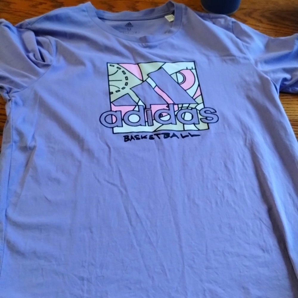 Adidas shirt brand new size medium woman